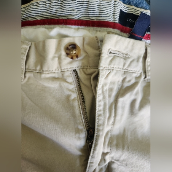 TOMMY HILFIGER Chino Pants Straight Leg Beige Cotton Khaki Men's Size 33x34 - Picture 3 of 5